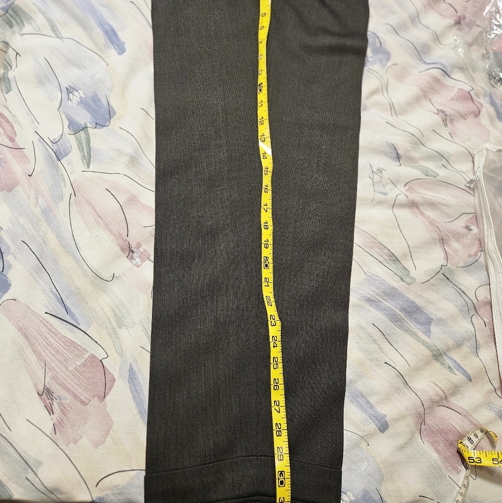 Braggi by Louis Raphael Men's Dress Slacks - Picture 5 of 5